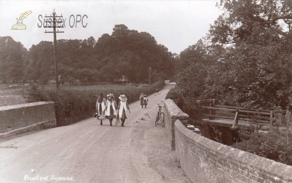 Image of Buxted - Road & bridge over river