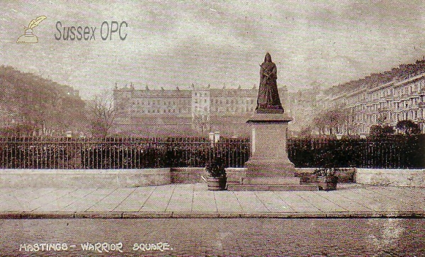 Image of Hastings - Warrior Square & Queen Victoria Statue