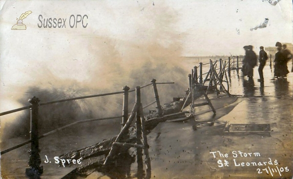 St Leonards - Storm on 27 November 1905