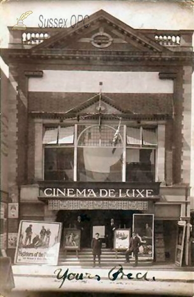 Image of East Grinstead - Station Approach, Cinema De Luxe