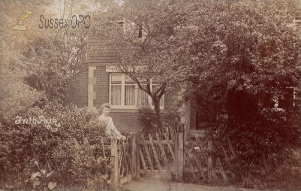 Image of East Grinstead - Frith Park (Laurel Cottage)