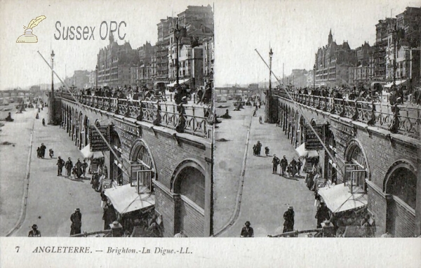 Image of Brighton - The Sea Wall (Stereoview)