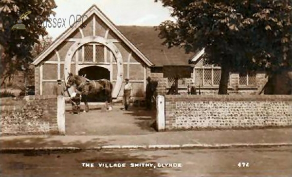 Glynde - Smithy