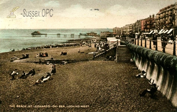 St Leonards - The beach looking west