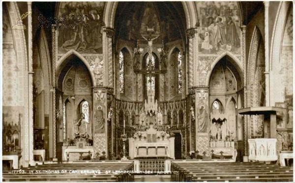 St Leonards - St Thomas of Canterbury (Interior)