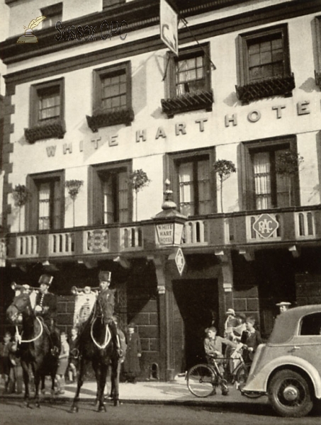 Image of Lewes - White Hart Hotel, Asizes