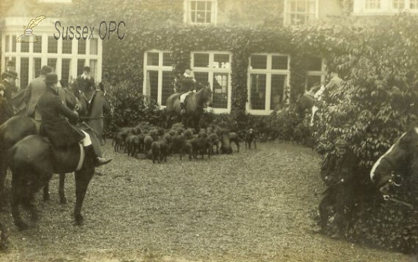 Image of Chiddingly - Moor House (Hunt)