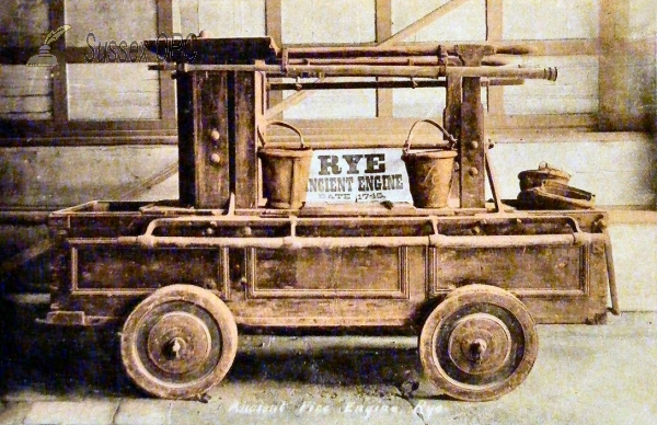 Image of Rye - Ancient Fire Engine (1745)