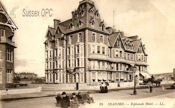 Image of Seaford - Esplanade Hotel