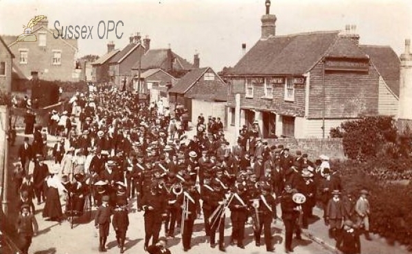 Image of Wadhurst - Church Parade outside the Red Lion