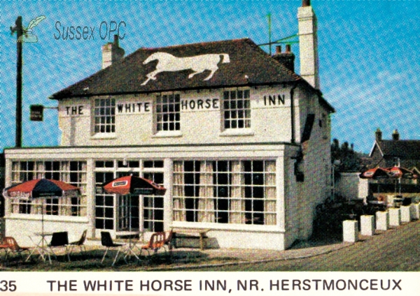 Image of Bodle Street Green - The White Horse Inn
