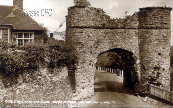 Image of Winchelsea - Strand Gate & Ellen Terrys Cottage
