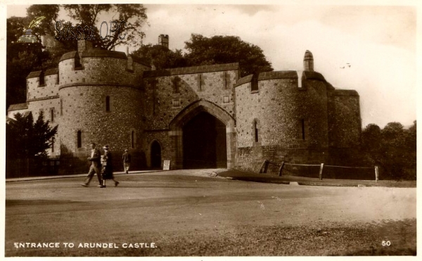 Image of Arundel - Entrance to the castle