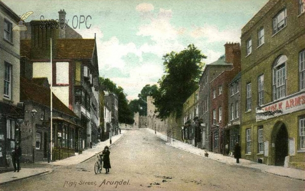 Arundel - High Street