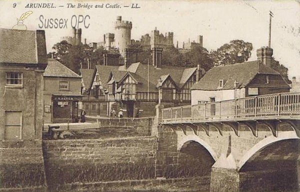 Image of Arundel - Bridge (Castle)