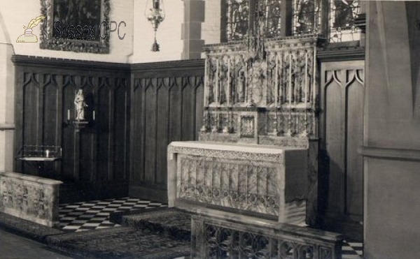 Worthing - St Andrew's Church (Altar)