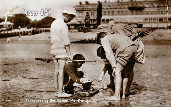 Image of Worthing - Treasures of the Sands