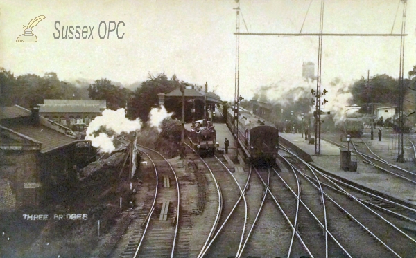 Image of Three Bridges - Railway Station