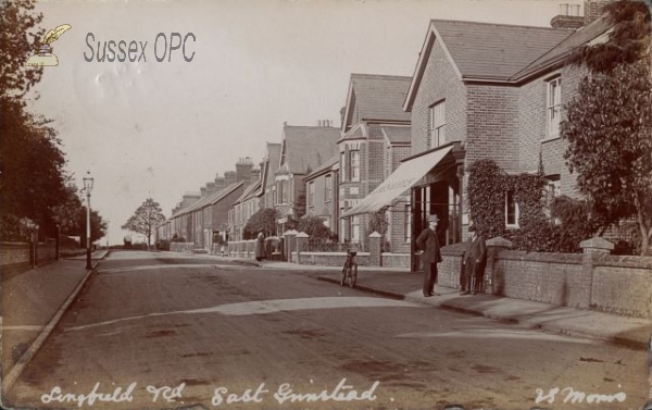 Image of East Grinstead - Lingfield Road