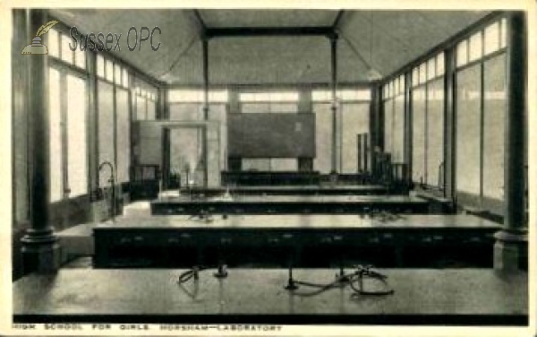 Image of Horsham - High School for Girls - Laboratory