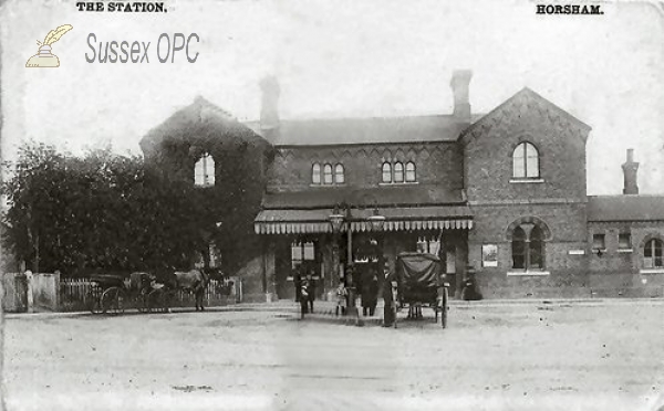 Image of Horsham - Railway Station