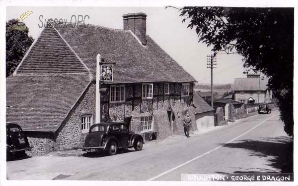Image of Houghton - The George & Dragon