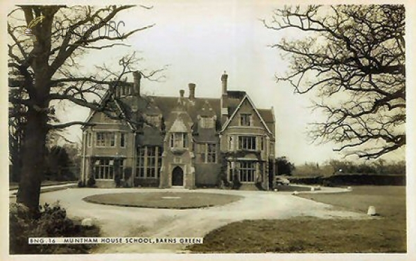 Image of Barns Green - Muntham House School