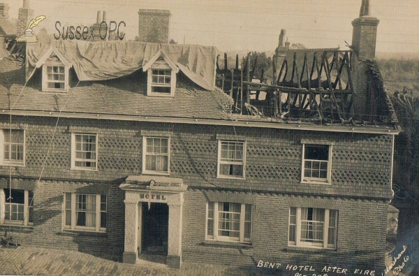 Image of Lindfield - Bent Hotel after fire (29th October 1920)