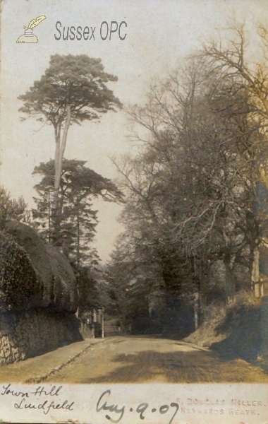 Image of Lindfield - Town Hill