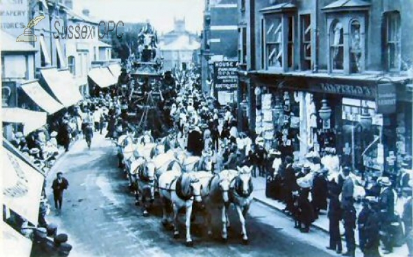 Image of Littlehampton - Sangers Circus (High Street)