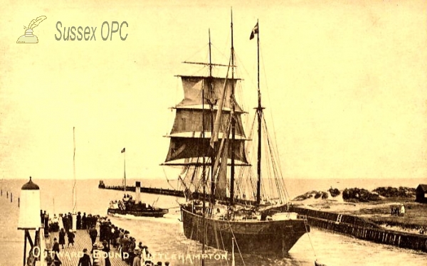 Image of Littlehampton - Ship leaving the harbour