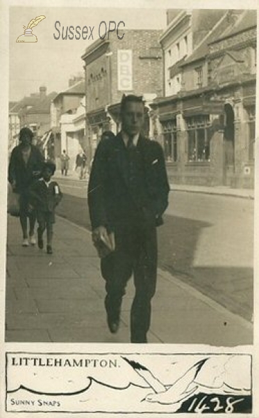 Image of Littlehampton - People on Street