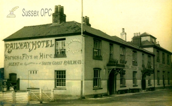 Image of Pulborough - Railway Hotel