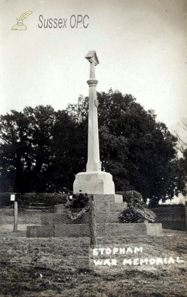 Image of Stopham - The War Memorial