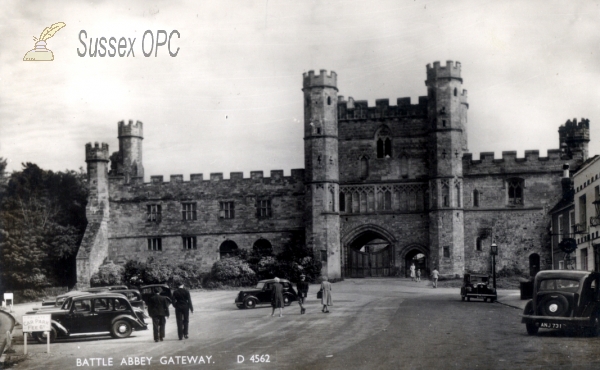 Image of Battle - Battle Abbey Gateway