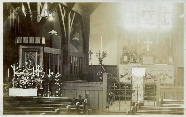 Brighton - Church of The Annunciation (Interior)