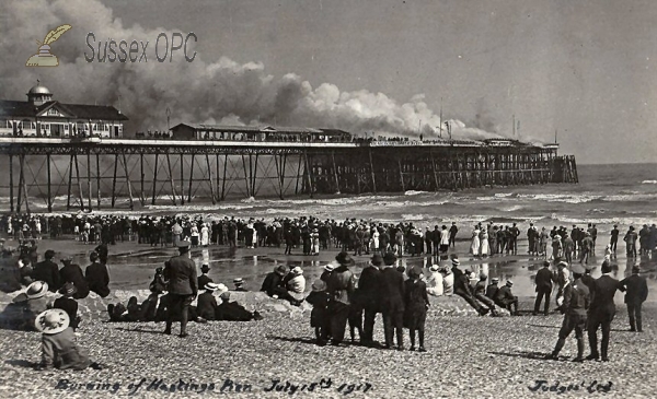 Image of Hastings - Fire on the Pier - 15th July 1917