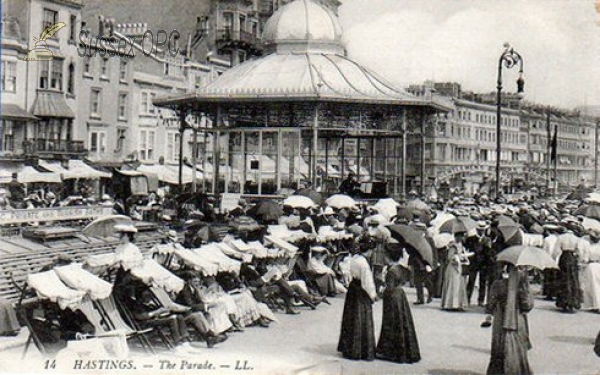 Image of Hastings - Parade & Bandstand