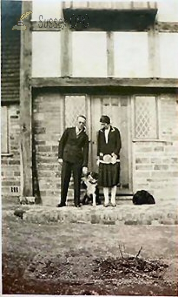 Image of Nutley - Hill End Farm, Bert Sparks & Nellie Bish