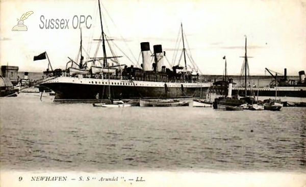 Image of Newhaven - The Harbour (S.S. Arundel)