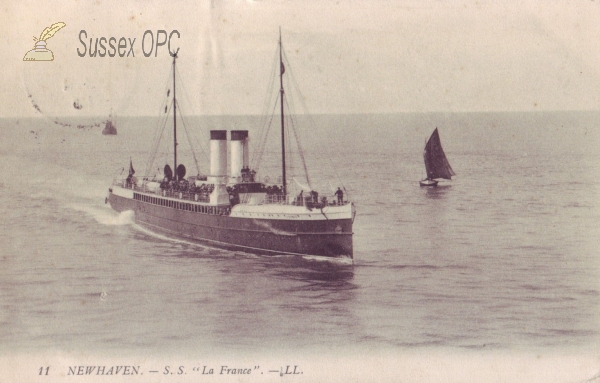 Newhaven - Ship (S.S. La France)