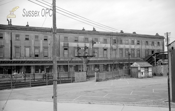 Image of Newhaven - London & Paris Hotel