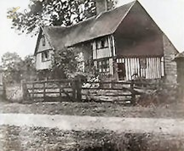 Image of Robertsbridge - Old House