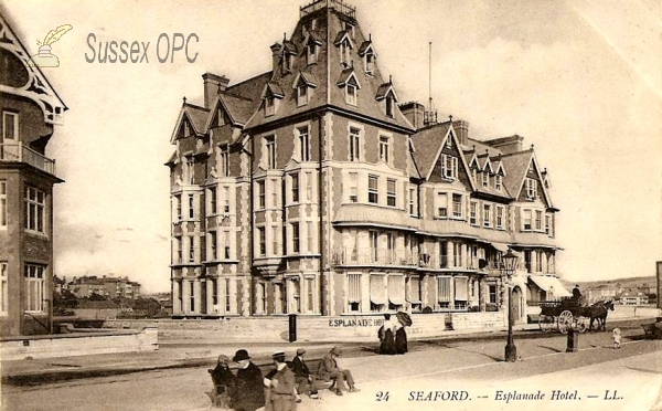 Seaford - Esplanade Hotel