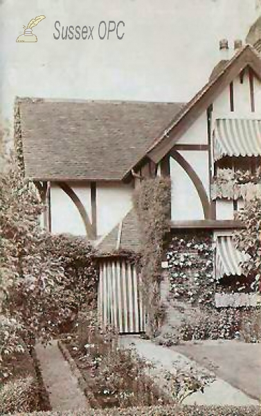 Image of Uckfield - House near the Church