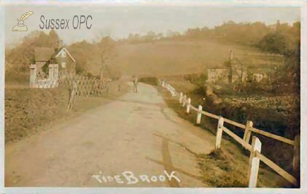 Image of Tidebrook - Street Scene