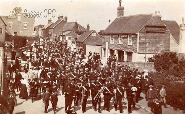 Image of Wadhurst - Church Parade outside the Red Lion