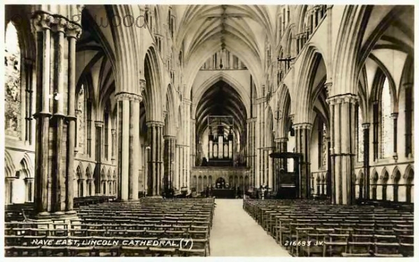 Lincoln - Lincoln Cathedral (Nave East)