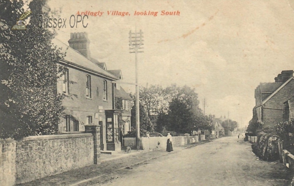 Image of Ardingly - Village (Looking south)