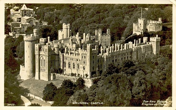 Arundel - The castle from the air